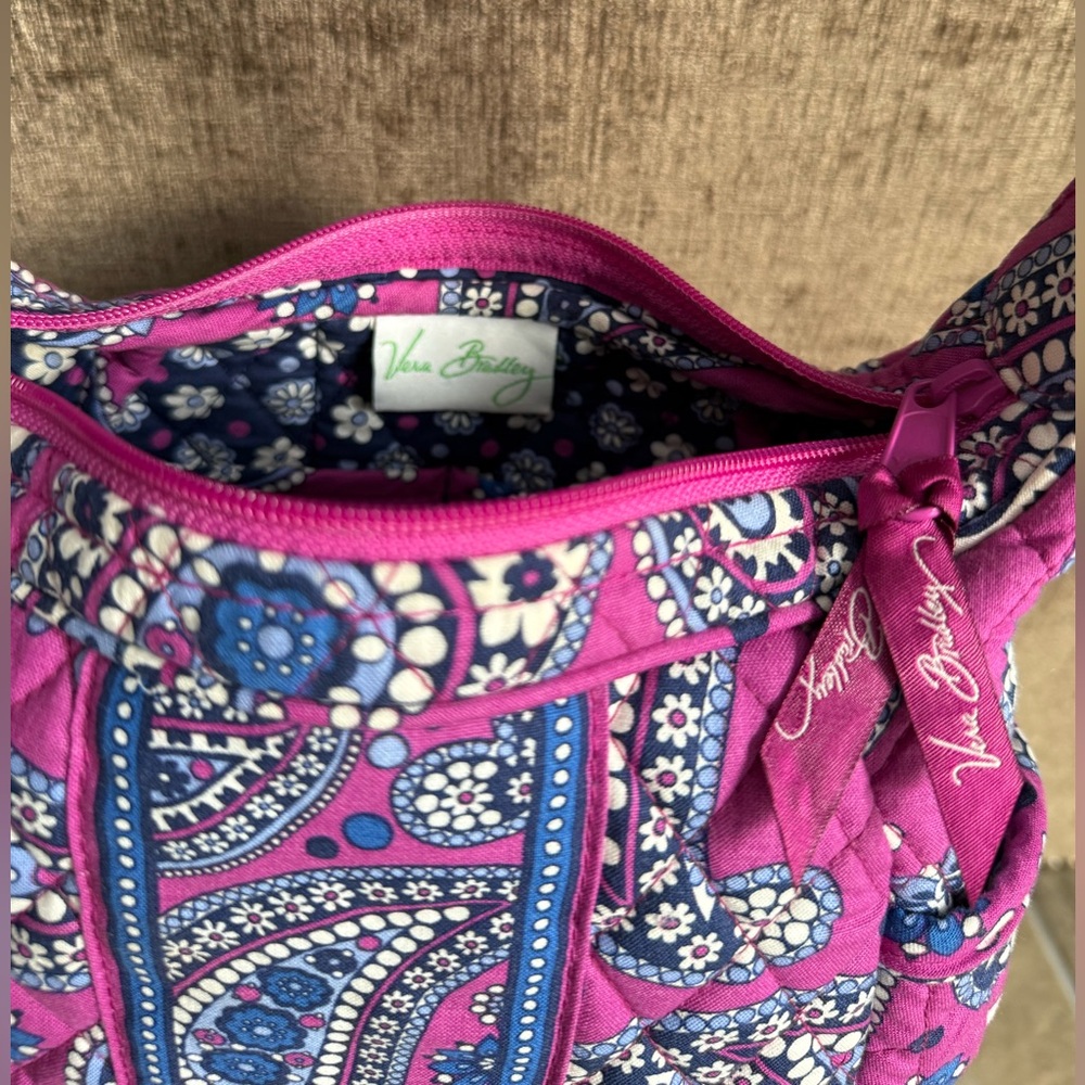 Vera Bradley Quilted Hobo Bag - Plum/Blue Paisley 💗💜💙 - Picture 7 of 9